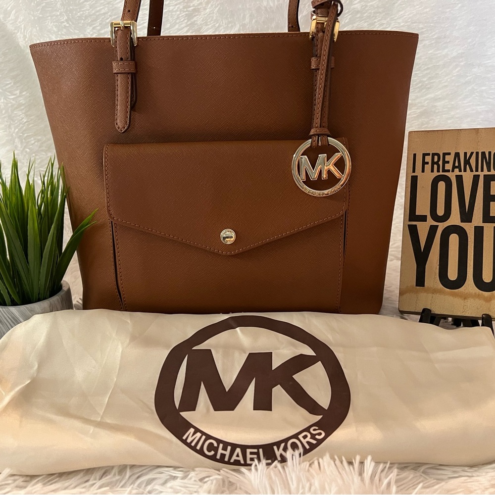 Michael Kors Jet Set Multi-Function Pocket Tote Handbag - LIKE NEW CONDITION!!! - Picture 2 of 15